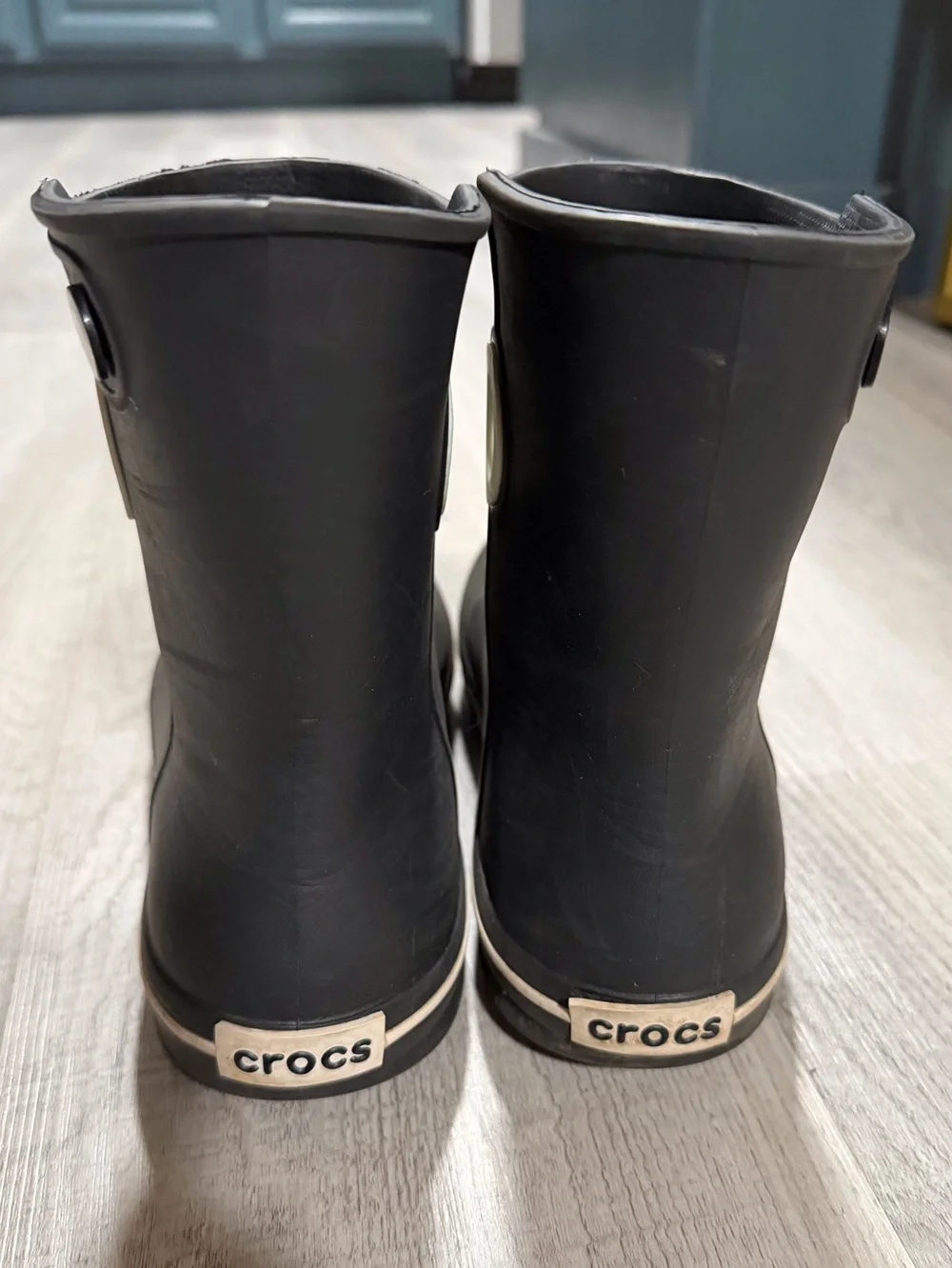 Crocs Women’s Size 7 Black Jaunt Shorty Rain Boots Waterproof Ankle Boots
